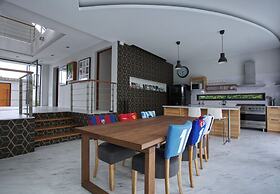 Picasso Villa Phuket - Pablo
