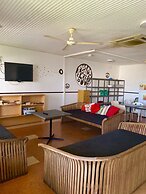 Roey Backpackers & Party Bar