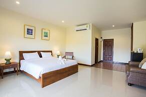 Oh Amphawa Boutique Resort