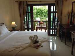 Oh Amphawa Boutique Resort
