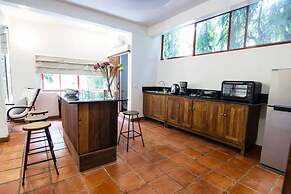 YK Art House