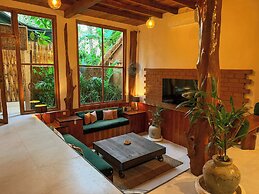 Gili Treehouses