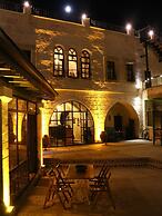 Canela Cave Hotel