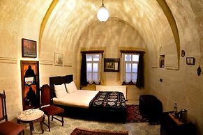 Canela Cave Hotel