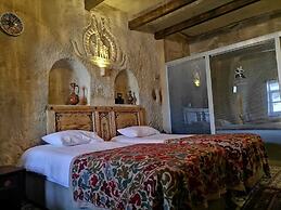 Canela Cave Hotel