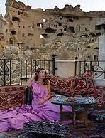 Canela Cave Hotel