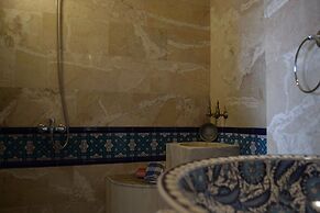 Canela Cave Hotel