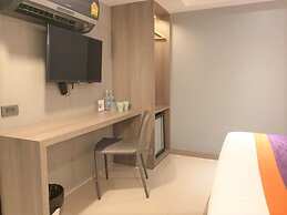 Studio Ekamai