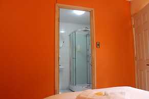 Hostal Baquedano