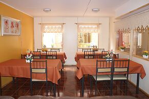 Hostal Baquedano