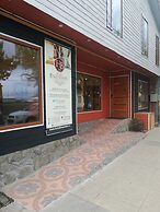 Hostal Baquedano