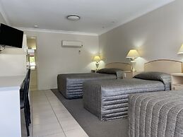Crows Nest Motel