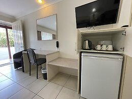 Crows Nest Motel