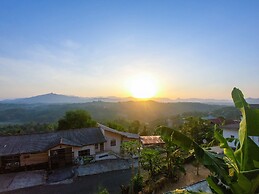 Romance Hills Hotel