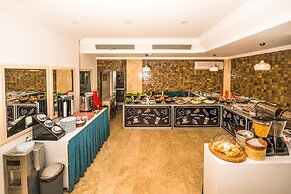 Mera Park Hotel