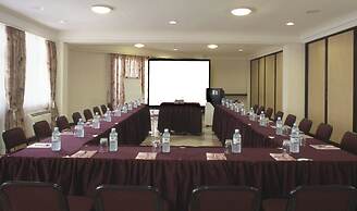 Royal Court Hotel