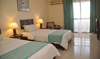 Royal Court Hotel