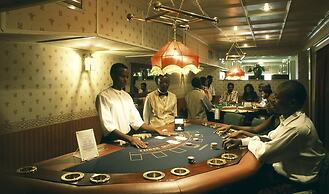 Royal Court Hotel
