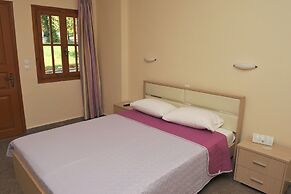 Anna Apartments