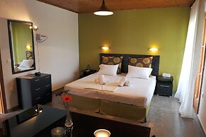 Anna Apartments