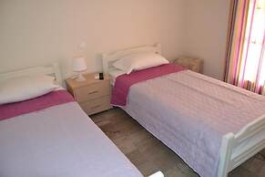 Anna Apartments