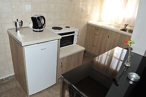 Anna Apartments