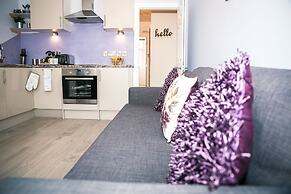 Flat 2, Falcondale House 5 South Cliff