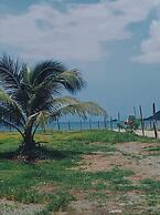Pacific Waves Inn
