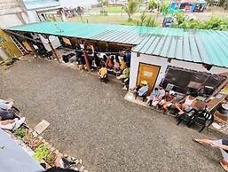 Pacific Waves Inn
