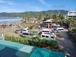Pacific Waves Inn