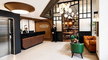 Momento Golden Horn Hotel