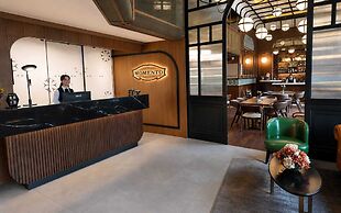 Momento Golden Horn Hotel