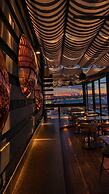 Momento Golden Horn Hotel