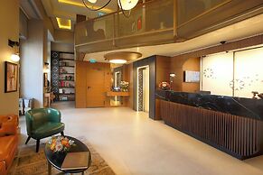 Momento Golden Horn Hotel