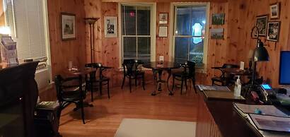 Amherst Shore Country Inn