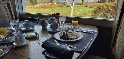Amherst Shore Country Inn