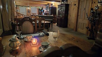 Amherst Shore Country Inn