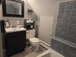 Amherst Shore Country Inn