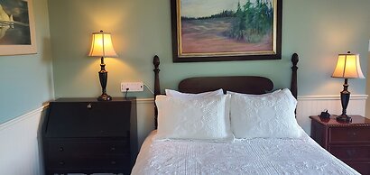 Amherst Shore Country Inn