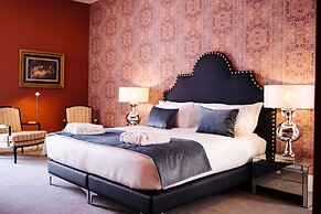 Dear Lisbon - Gallery House