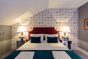 Dear Lisbon - Gallery House