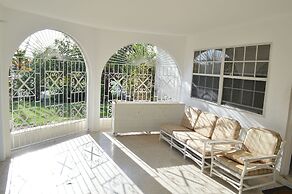 Sea Grove Villa