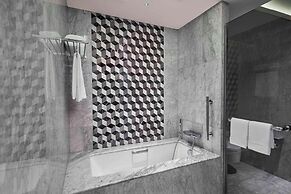 Hilton Manila Newport World Resorts