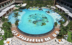 Hilton Manila Newport World Resorts