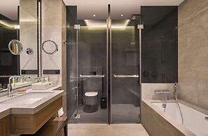 Hilton Manila Newport World Resorts