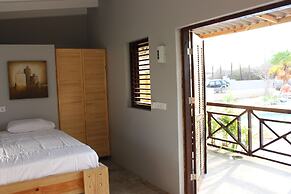 Guesthouse Balot's Place