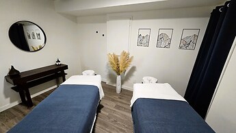 Sunset Mountain Inn and Spa
