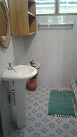 Chelle's Guest House and Backpackers - Hostel