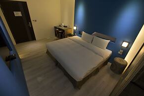 G11 Hotel