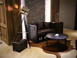 G11 Hotel